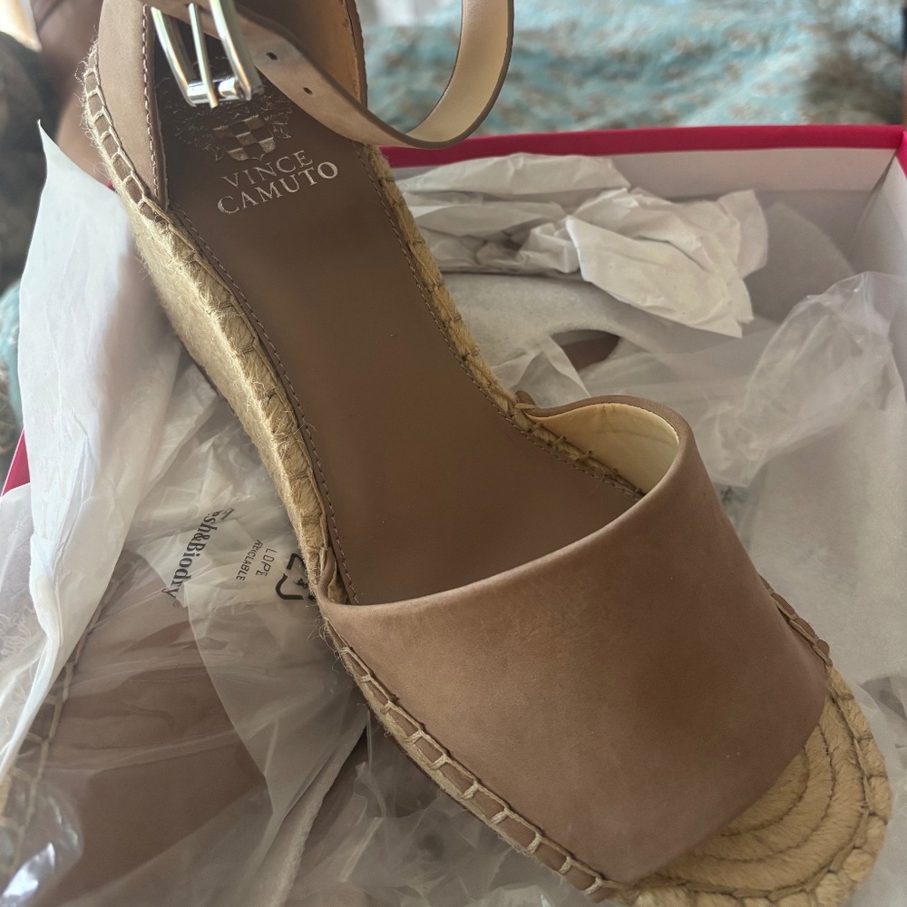 Vince Camuto  Style: VC Leera Wedge Sandal